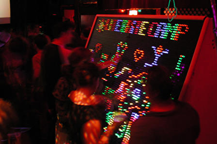 Copyright 2000-2003 LiteBrite.Org